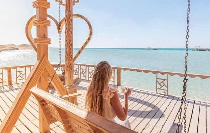 Orange Bay vs Paradise Island: Which Hurghada Boat Trip?
